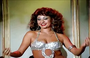 XXX بلوند در ماشین پاره شده دانلود فیلم سینمای سکسی رایگان است