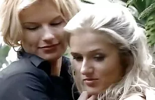 XXX بچه سکس رایگان پورن گربه می خواست دو عضو را به طور همزمان احساس کند