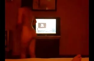 XXX یک سبزه بی تاب به یک دوست پسر داد و اجازه داد فیلم سکسی رایگان خودش را در الاغ کند