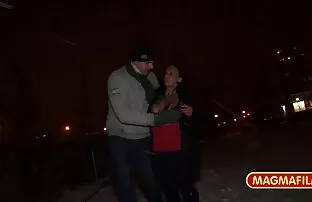 XXX یک مادر دانلود رایگان فیلم های سکسی کم حجم بالغ جوان روی زمین پراکنده شد و در گربه ای لعنتی کرد