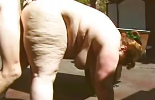 XXX یک همسایه عاشق یک زن و شوهر به اتاق آمد و از او کانال تلگرام سکسی رایگان خواست که زهومس را درخواست کند