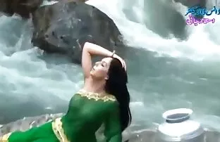 XXX معشوقه در حالی که همسر و فرزندانش باقی مانده است ، سر می سکس سوپر رایگان دهد