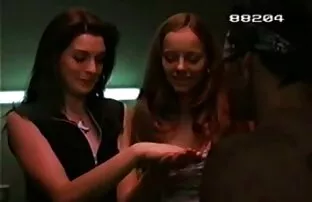 XXX مادر سکسی دختر را به لذت سایتهای رایگان فیلم سکسی بردن از مرد آموخت
