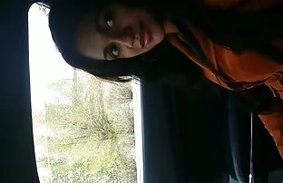 XXX سبزه فیلم سگس رایگان جوان با سینه های کوچک آلت تناسلی را به کاندوم در بیدمشک خود اجازه می دهد